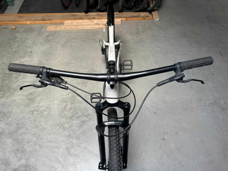 Trek X-caliber 20.5" Large 29" Hardtail Mountain Bike