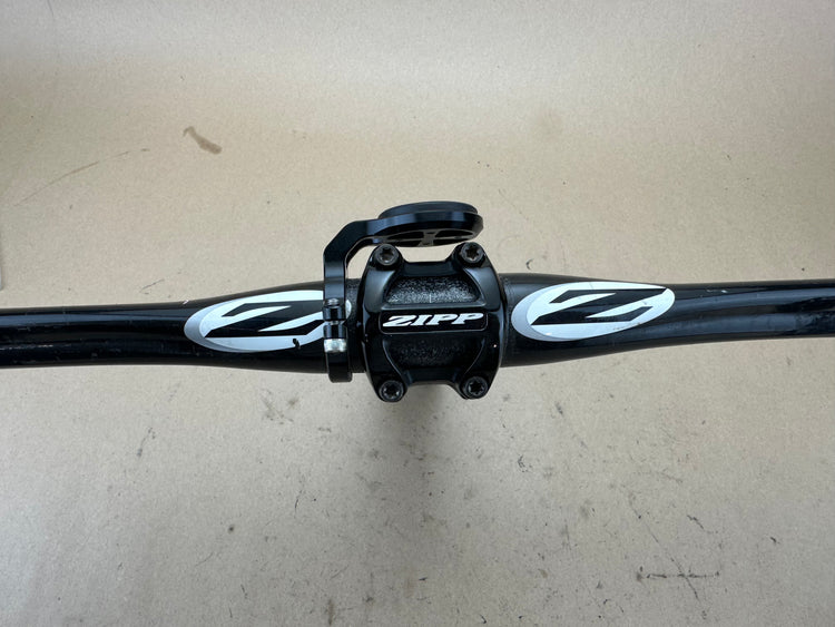 Zipp Carbon Handlebar 435mm and Stem 110mm