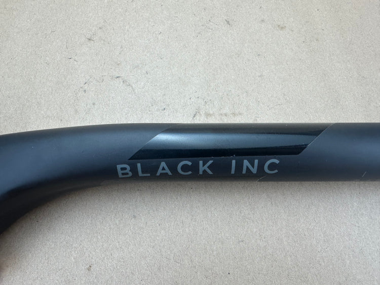 Black Inc Carbon Seatpost 27.2 x 350 Missing Bolt