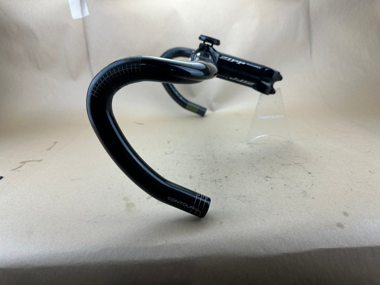 Zipp Carbon Handlebar 435mm and Stem 110mm