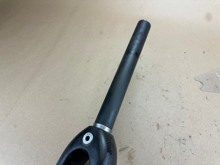 Alpha Q Carbon Road Fork 700c QR 1-1/8"
