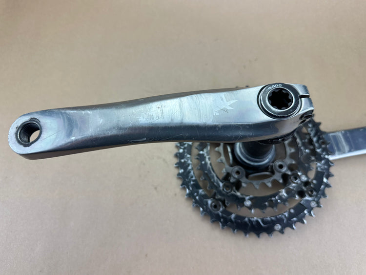 Shimano XTR M960 Triple Crankset 175 W/BB
