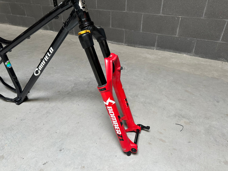 Canfield Nimble 9 29" Frame and Marzocchi Bomber Fork Large