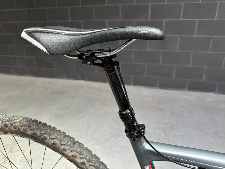 Specialized Rumor 29" Full Suspension Mountain Bike Medium