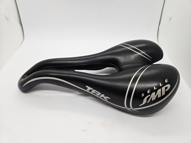 Sella SMP, TRK Saddle
