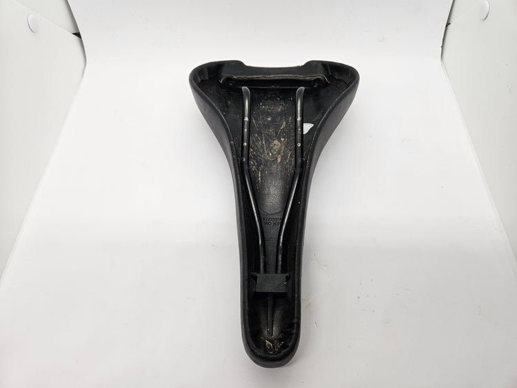Avocet Saddle, Racing 1