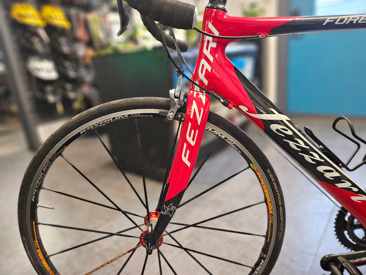 Fezzari Fore CR5 56cm Road Bike