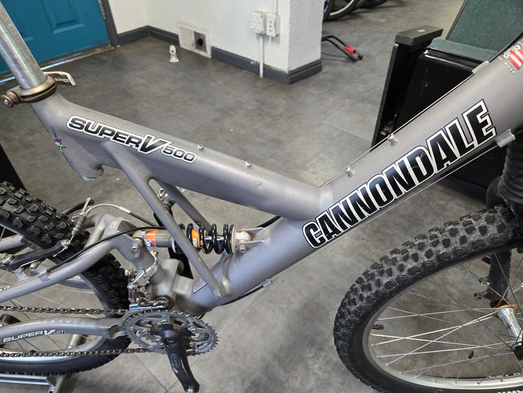 Cannondale, V500, Mountain Bike, Medium