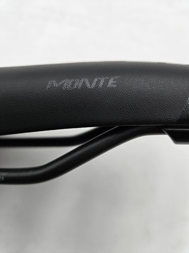 Fizik Monte Saddle Pre-Owned