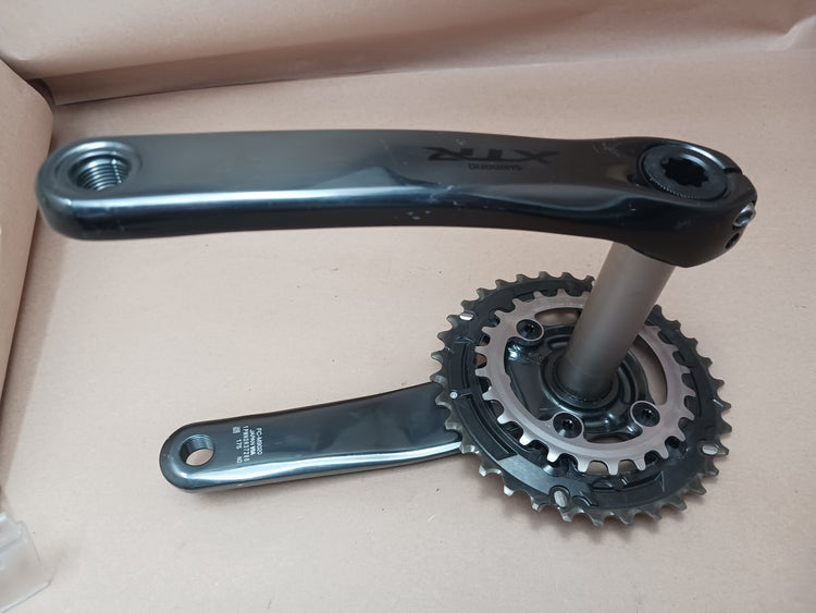 New Shimano XTR FC-M9020 175mm Double Crankset Hollowtech 24mm