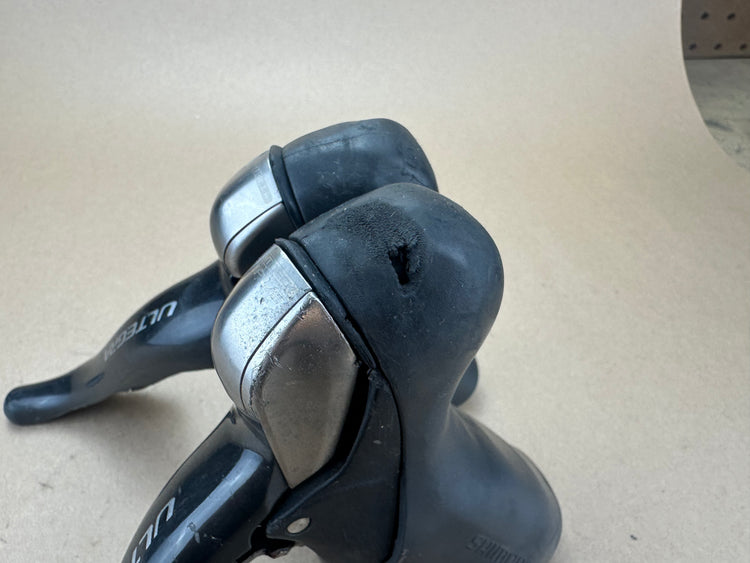 Shimano Ultegra 6700 3x10 Shifters