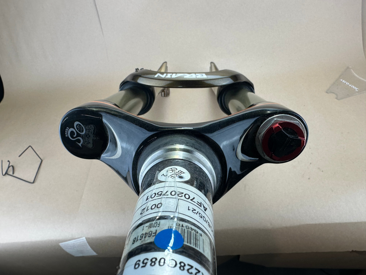 Specialized 26" Future Shock Brain Suspension Fork 120mm NEW
