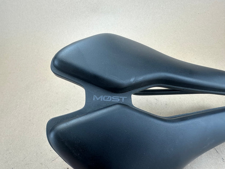 Most Lynx Saddle 145 Manganese