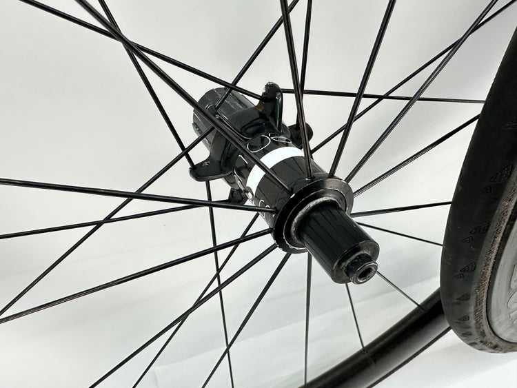 Bontrager Aeolus 5 TLR Carbon Wheelset 700c HG11 QR