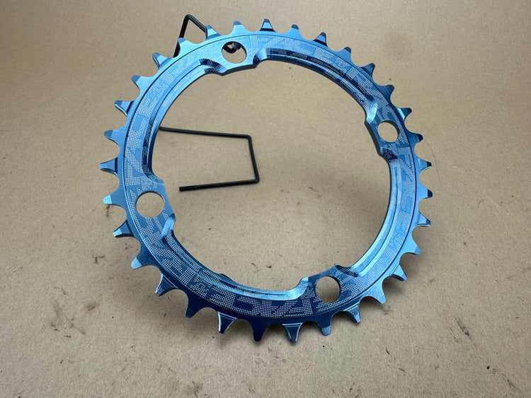 Race Face Narrow Wide Chainring Blue 32T 104BCD