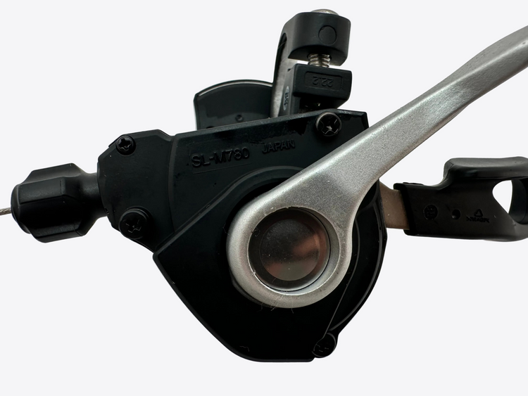 Shimano XT M780 2 or 3x10 Trigger Shifters New With Indicator Caps