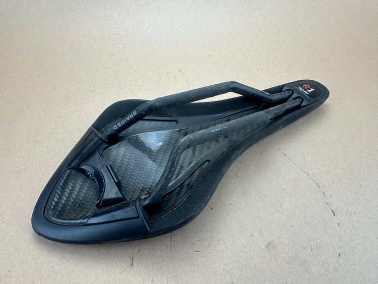 Fizik Arione R1 Carbon Rails 126
