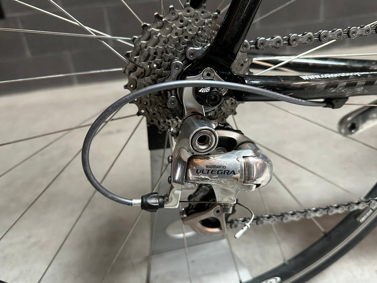 Douglas Matrix Carbon Road Bike 55cm 700c Ultegra 1 of 2