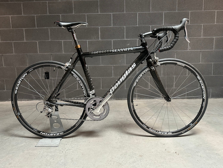 Douglas Matrix Carbon Road Bike 55cm 700c Ultegra 1 of 2