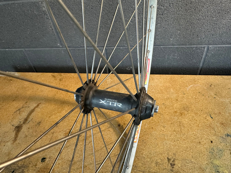 Shimano XTR Matrix Swami Ceramic Front Wheel 26"