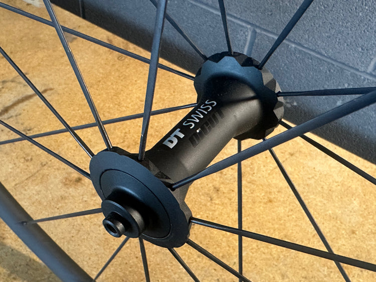 DT Swiss PR1400 Dicut Front Wheel 700c QR