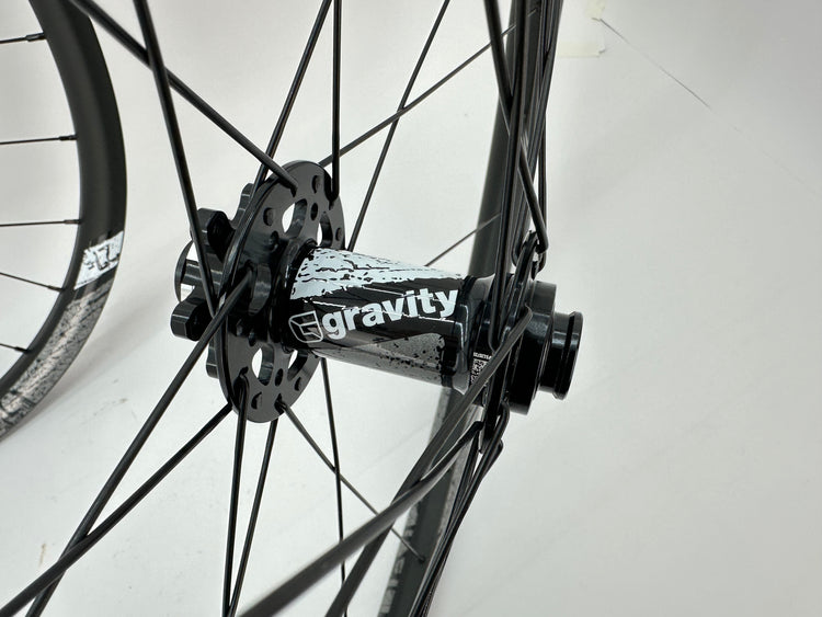 Gravity Grid 27.5" Wheelset 12x142 15x100 HG11 Tubeless Disc
