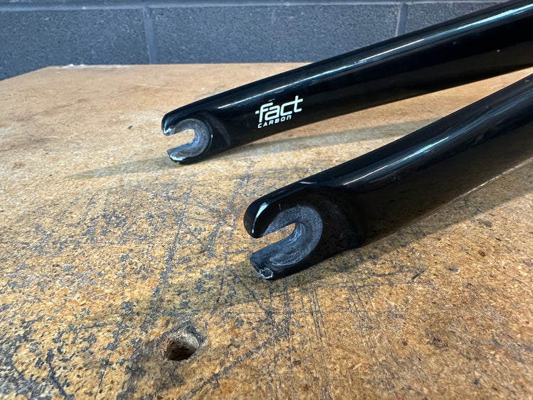 Specialized Carbon Road Fork Fact QR Tapered
