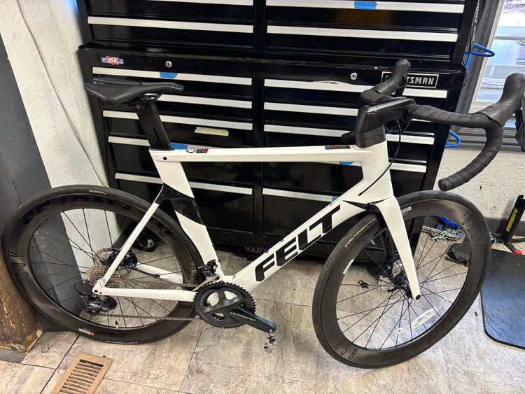 Felt AR Road 58cm
