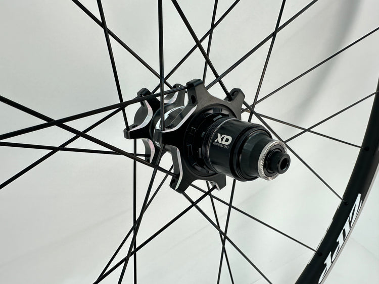 Zipp Course 30 700c Rear Road Wheel Tubular XD QR New