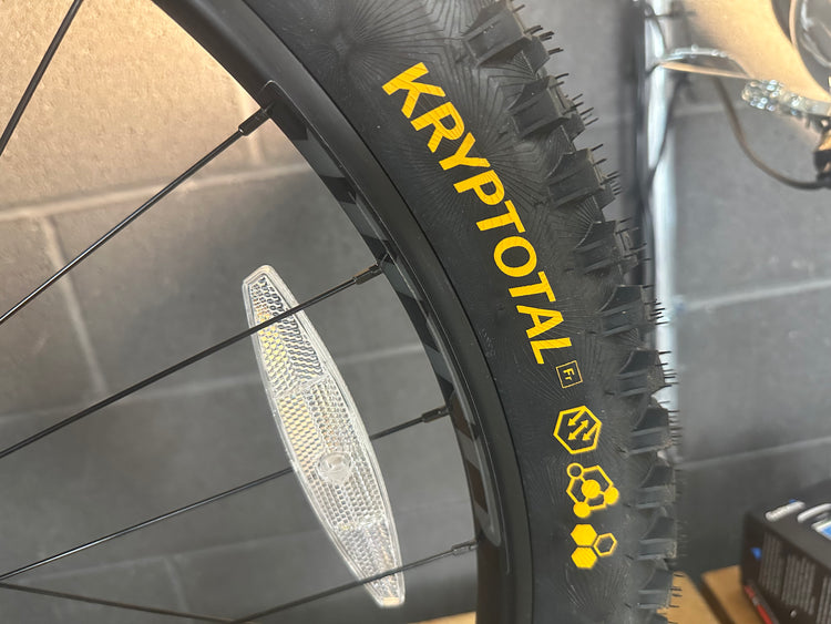 WTB STi30 29" Wheelset NEW Cassette Tires Rotors 12x148 15x110