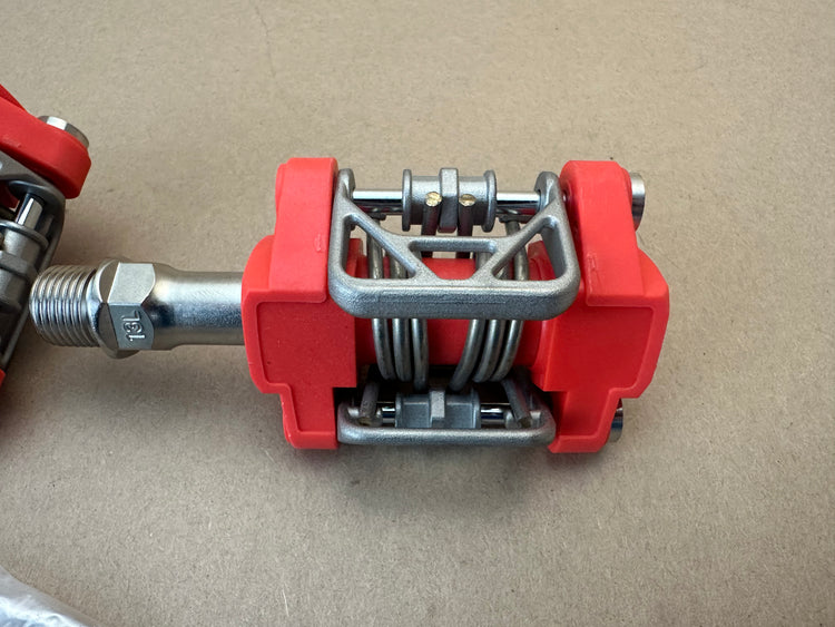 MKS US-B Clipless Bicycle Pedals with Cleats Red