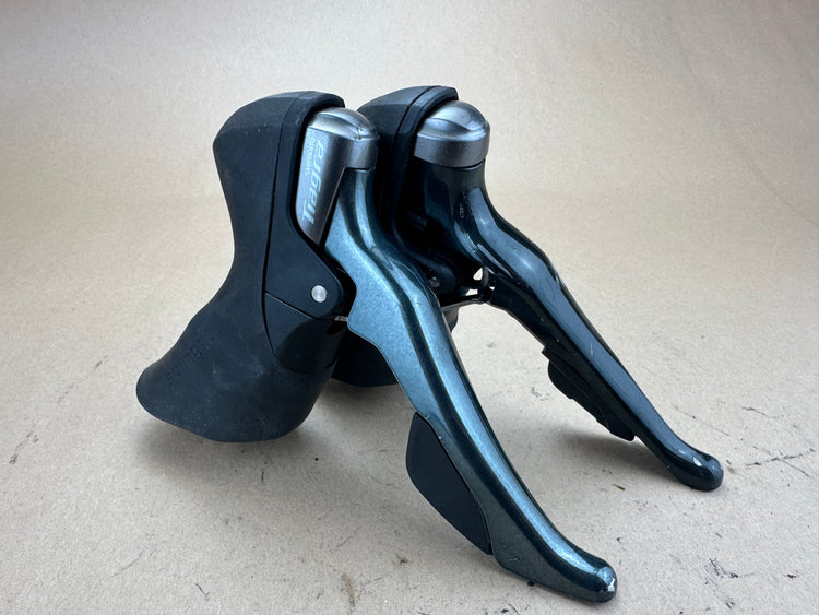 Shimano Tiagra 4700 Road Shifters 3x10
