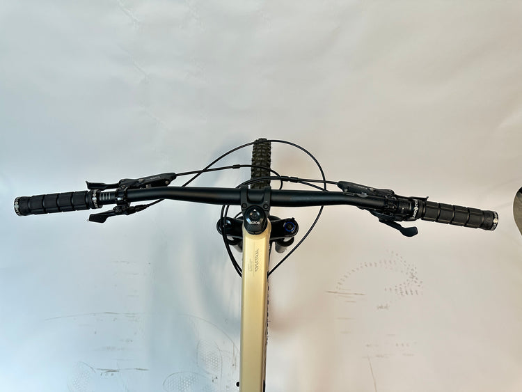 Canyon Spectral 29" Full Suspension Mountain Bike Medium