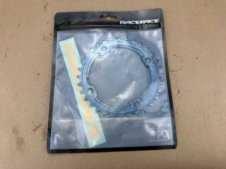 Race Face Narrow Wide Chainring Blue 32T 104BCD