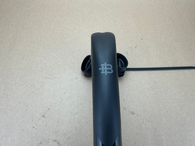 Black Inc Carbon Seatpost 27.2 x 350 Missing Bolt