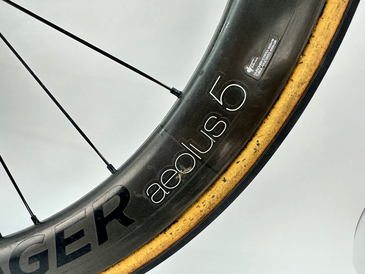 Bontrager Aeolus 5 Carbon Tubular 700c Wheelset QR HG11