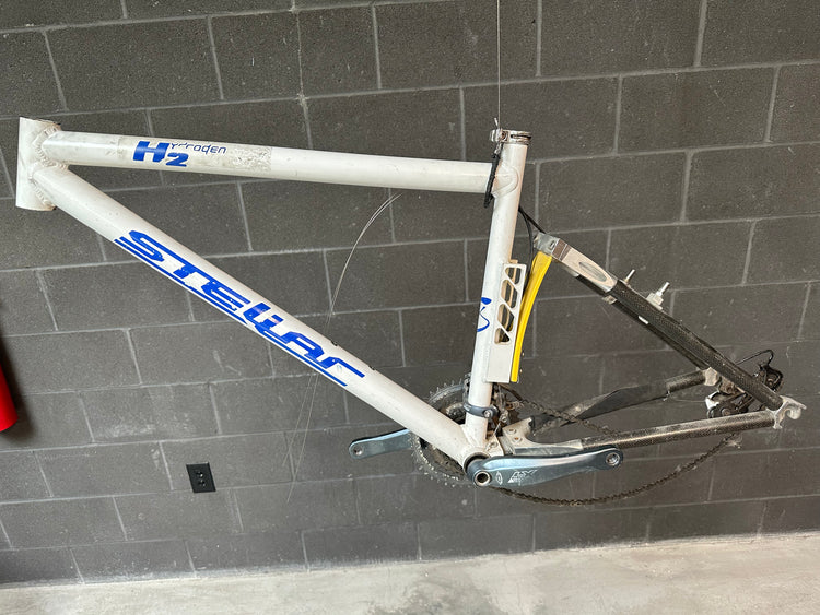 Stellar H2 Soft Tail 26" Mountain Bike Frame Small