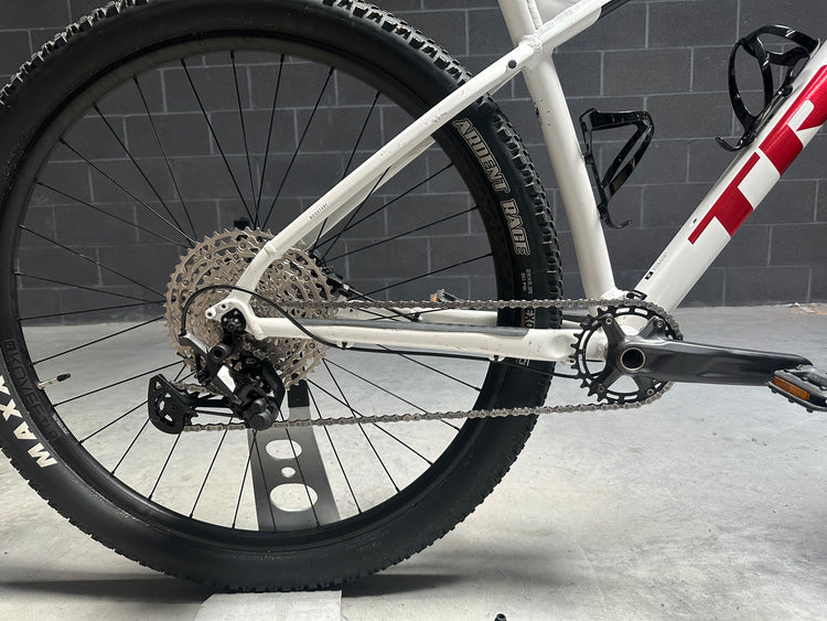 Trek X-caliber 20.5" Large 29" Hardtail Mountain Bike
