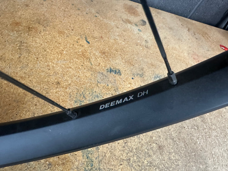 Mavic Deemax DH 29" Rear Wheel 12x157