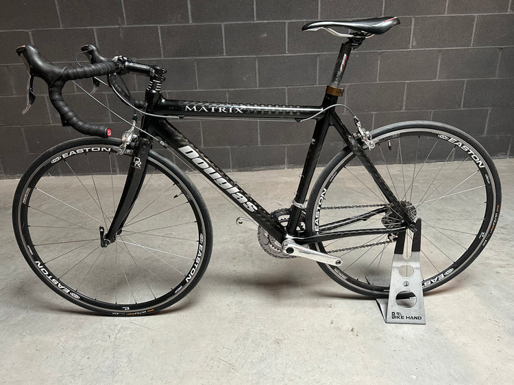 Douglas Matrix Carbon Road Bike 55cm 700c Ultegra 1 of 2