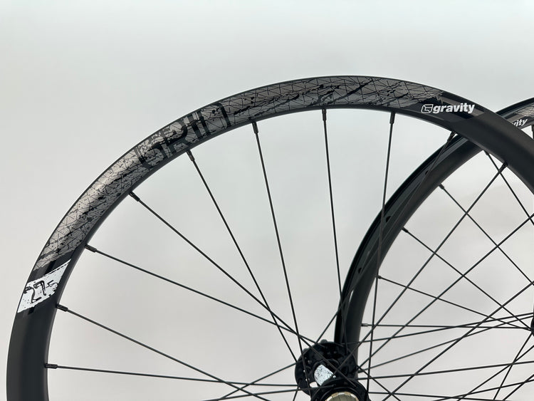 Gravity Grid 27.5" Wheelset 12x142 15x100 HG11 Tubeless Disc
