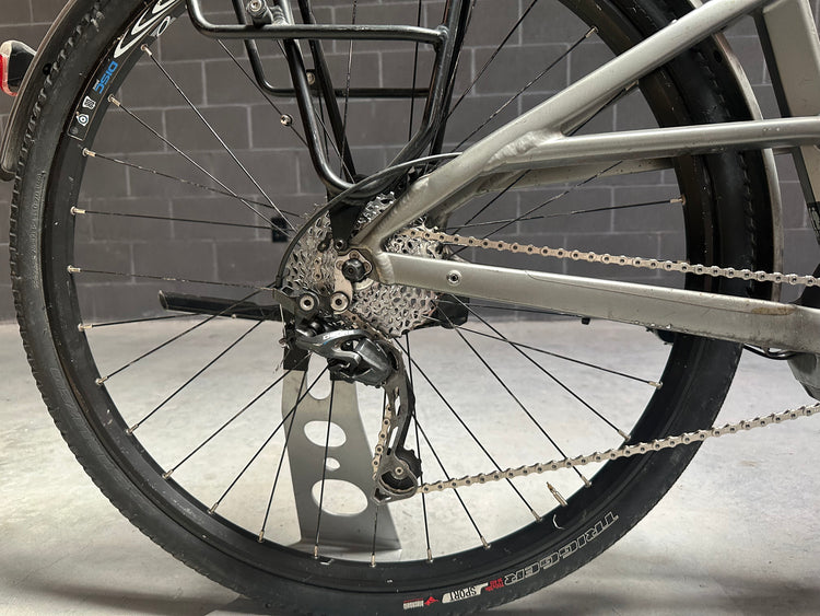 MOUSTACHE URBAN EBIKE 18" Mid Drive