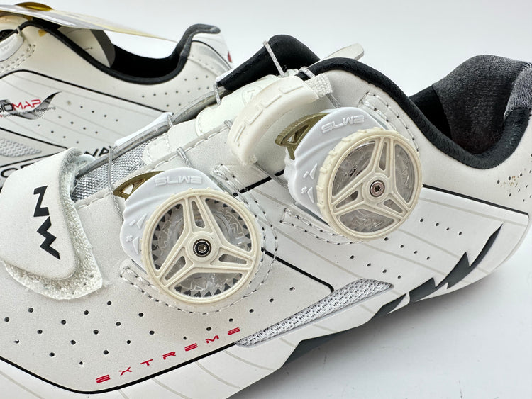 NorthWave Extreme Women's Clipless Cycling Shoe 36 EU 4.5 US Carbon