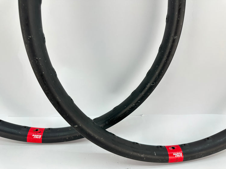 Santa Cruz Reserve 30 Carbon Rims 27.5" 28 Hole Set of 2