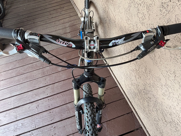 Kona Dawg 18”