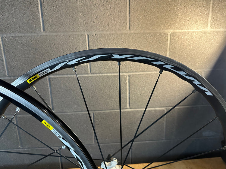 Mavic Ksyrium Elite 700c Wheelset