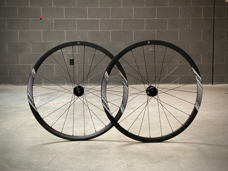 FSA AGX i25 Wheelset 29/700 Shimano HG 12x142