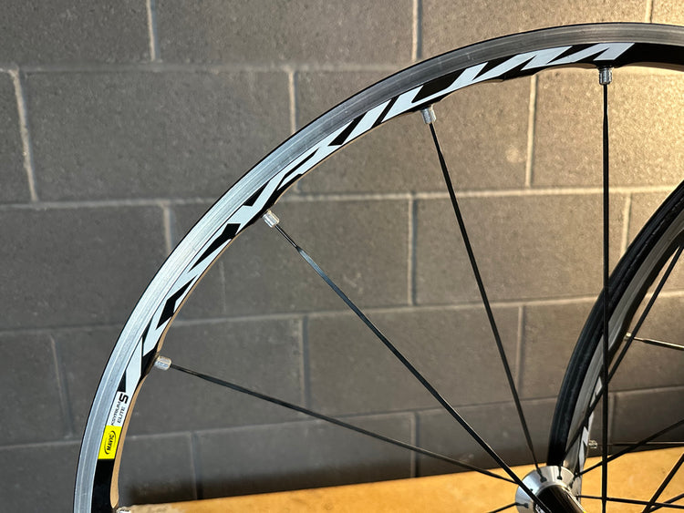 Mavic Ksyrium Elite 700c Wheelset