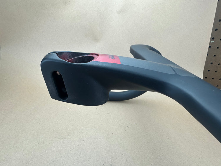 Aero Nomic Integrated Carbon Handlbar 400x100