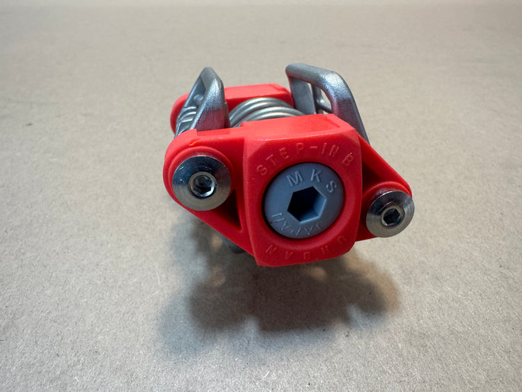 MKS US-B Clipless Bicycle Pedals without Cleats Red